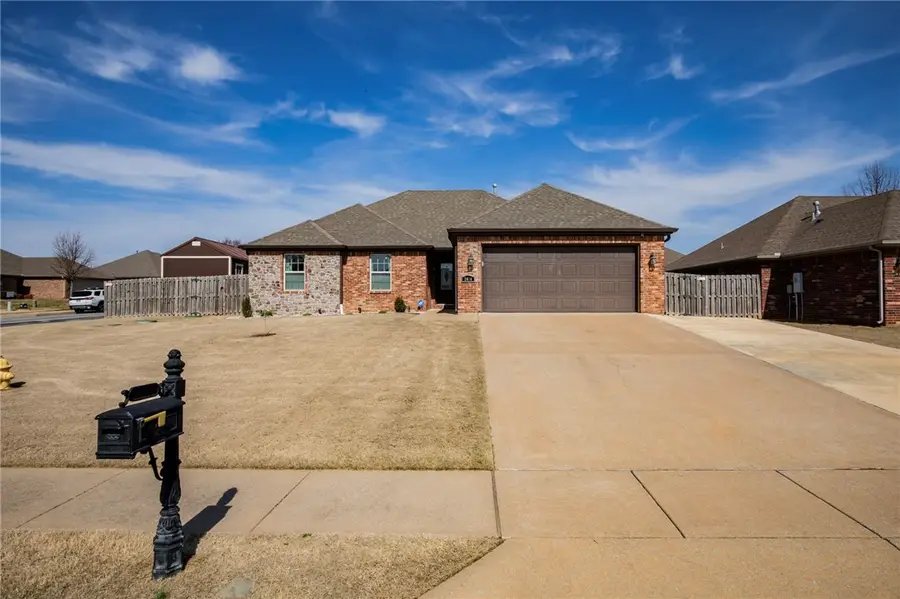 2014 Price Avenue, Lowell, AR 72745 - #2