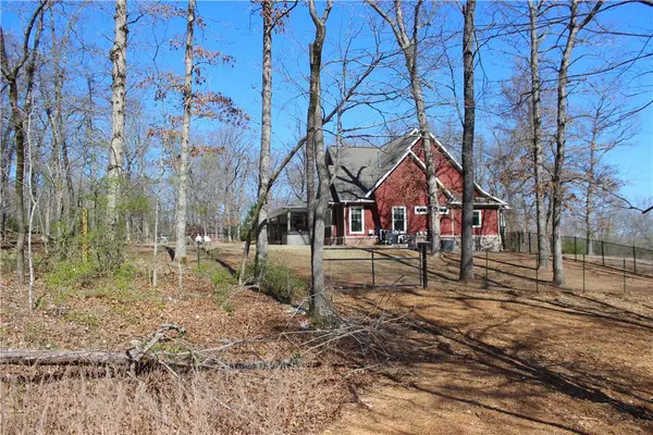 3735 N Sugarberry Lane, Springdale, AR 72764