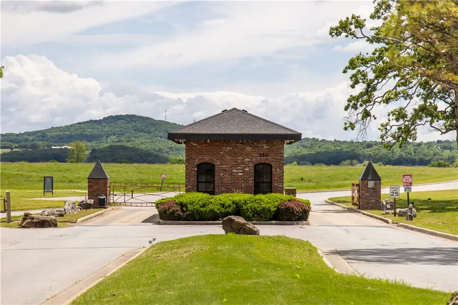 2207 Riverfront Lane, Fayetteville, AR 72703 - #2
