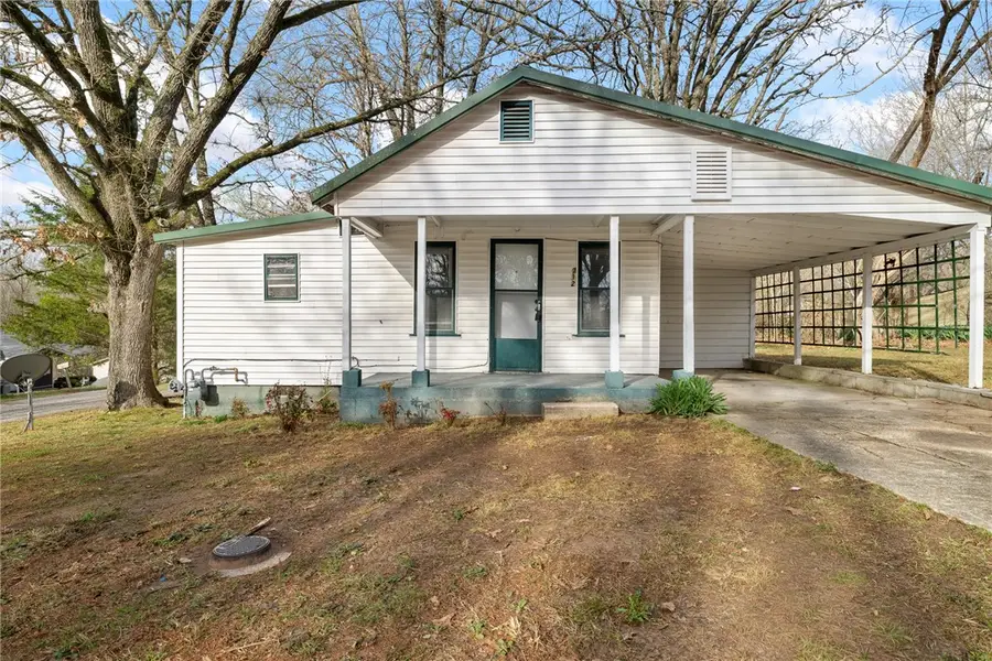 712 S Ash Street, Harrison, AR 72601 - #2
