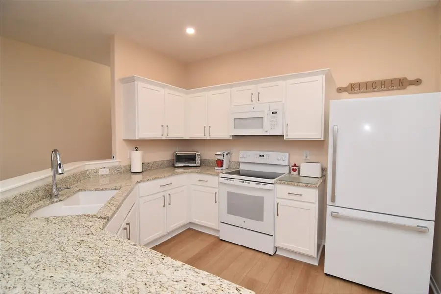 2403 Hickory Wood Avenue, Lowell, AR 72745 - #3