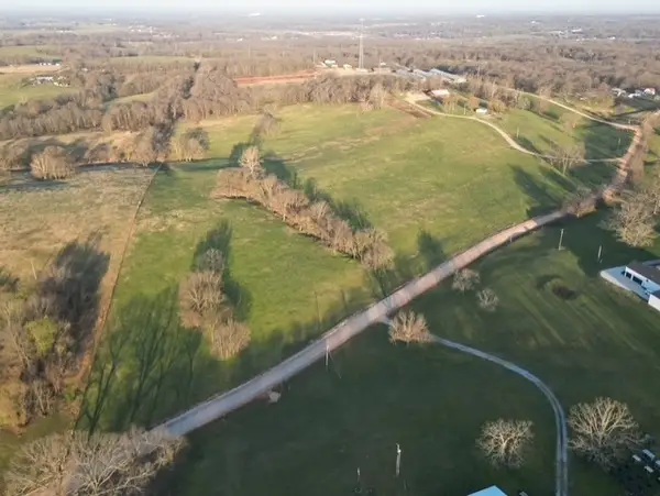 12425 Springtown Road, Gentry, AR 72734