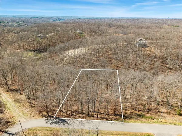 Grantham Drive, Bella Vista, AR 72714