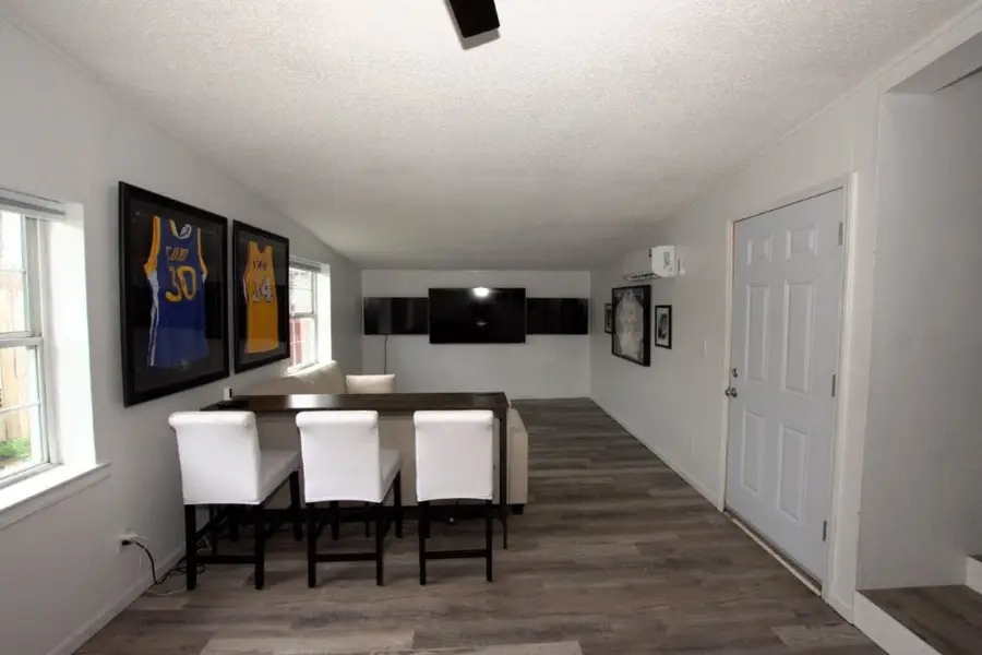 302 S Mckinley Avenue, Joplin, MO 64801 - #2