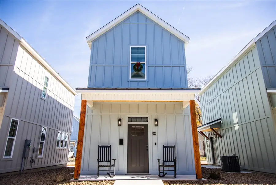 650 W Price Avenue, Springdale, AR 72764 - #2