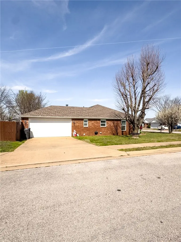 1606 S 24th Place, Rogers, AR 72758 - #3