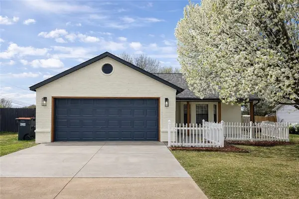 2930 Twin County Street, Springdale, AR 72764