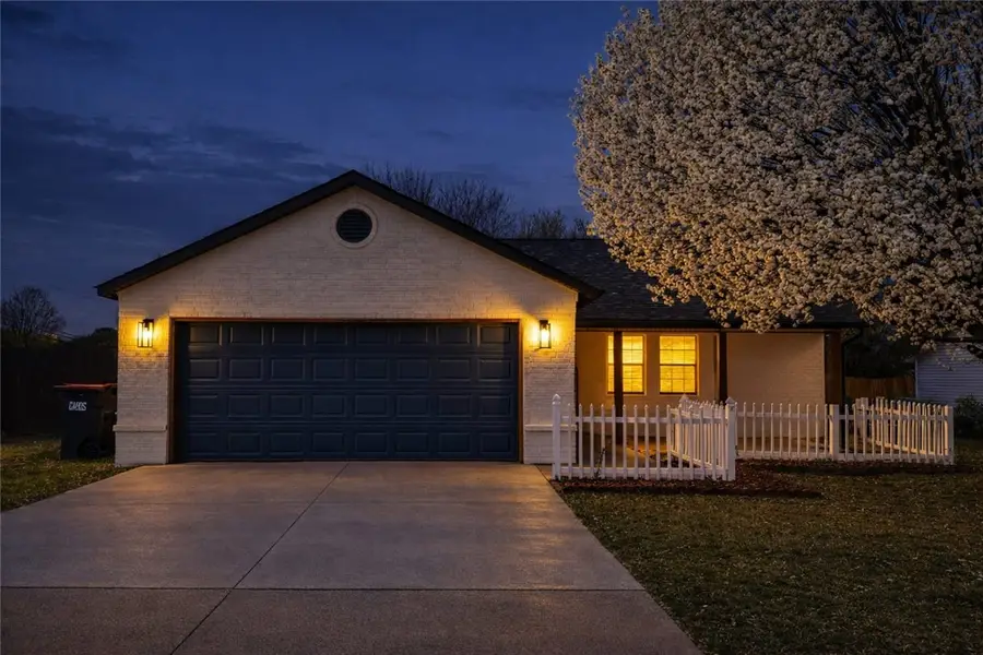 2930 Twin County Street, Springdale, AR 72764 - #2