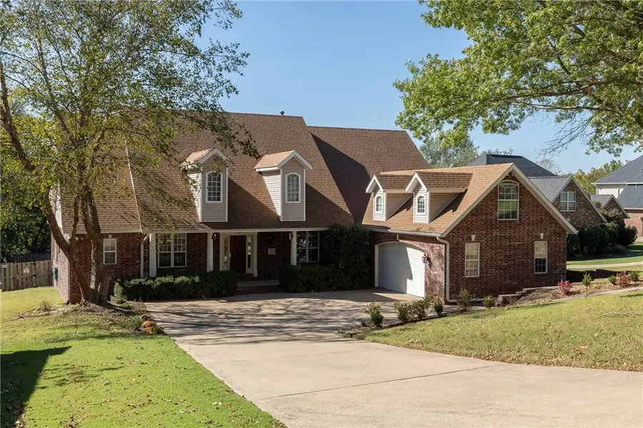 2865 N Dorchester Drive, Fayetteville, AR 72703 - #2