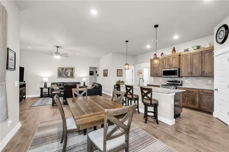 921 S Green Heron Lane, Siloam Springs, AR 72761 - #3