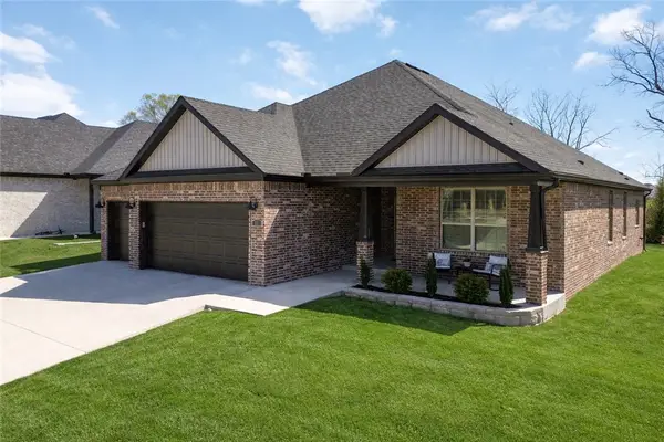 721 Harbison Street, Bentonville, AR 72713