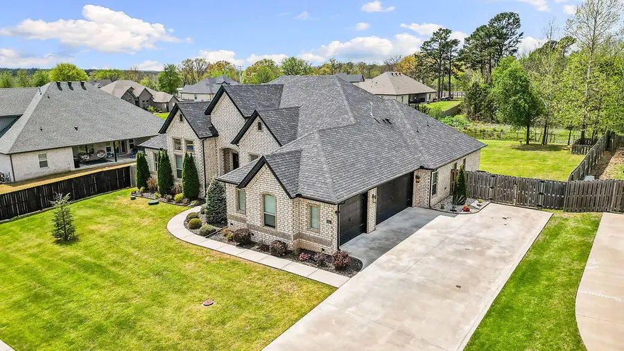 614 Oriole Drive, Springdale, AR 72762 - #3