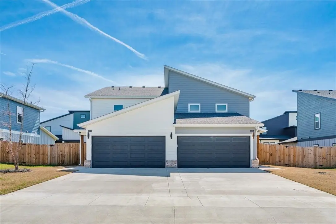 1603 Unit 1 & 2 Casuarina Drive, Bentonville, AR 72713 - #1