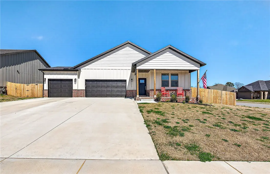 2220 Langford Street, Pea Ridge, AR 72751 - #1