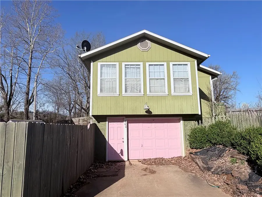 400 Harris Street, Huntsville, AR 72740 - #2