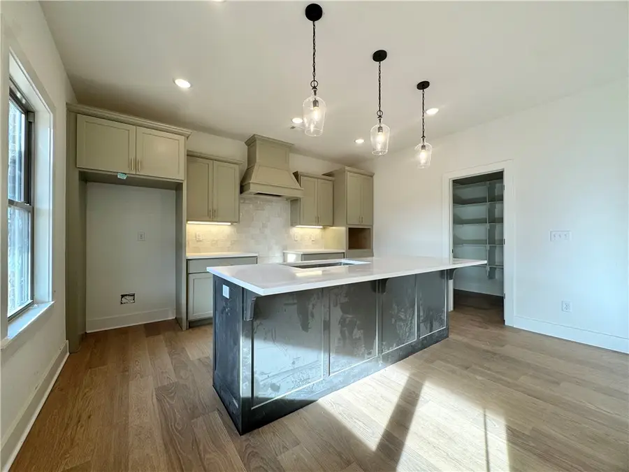 4800 SW Scarlet Oak Street, Bentonville, AR 72713 - #2