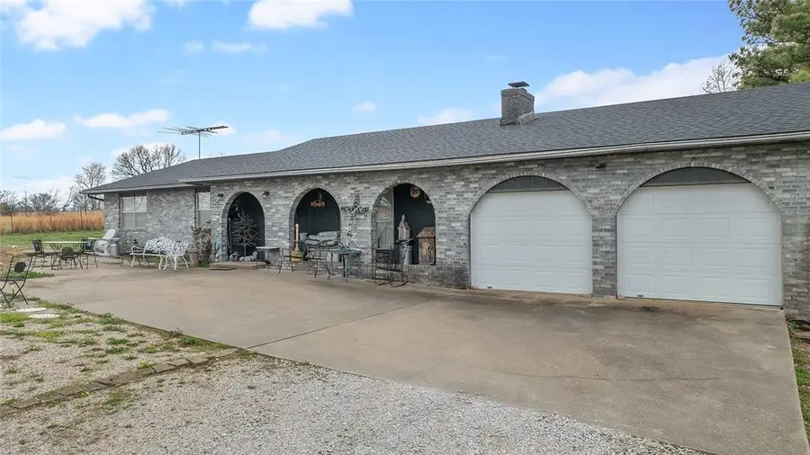 13481 Kelly Road, Springdale, AR 72762 - #2