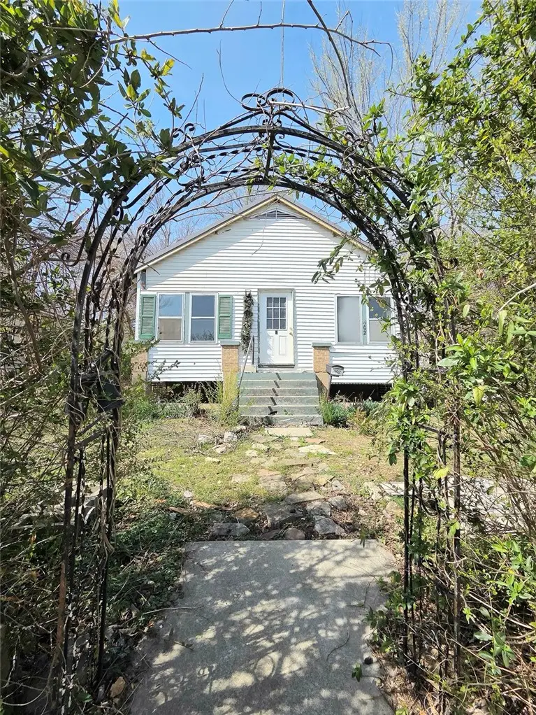 402 S Cherry Street, Harrison, AR 72601 - #1