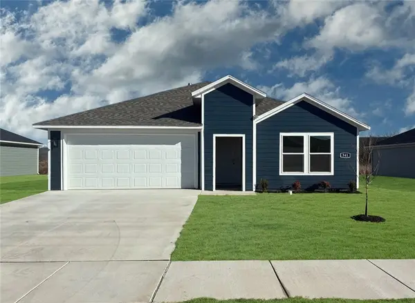 541 Riggs Street, Prairie Grove, AR 72753