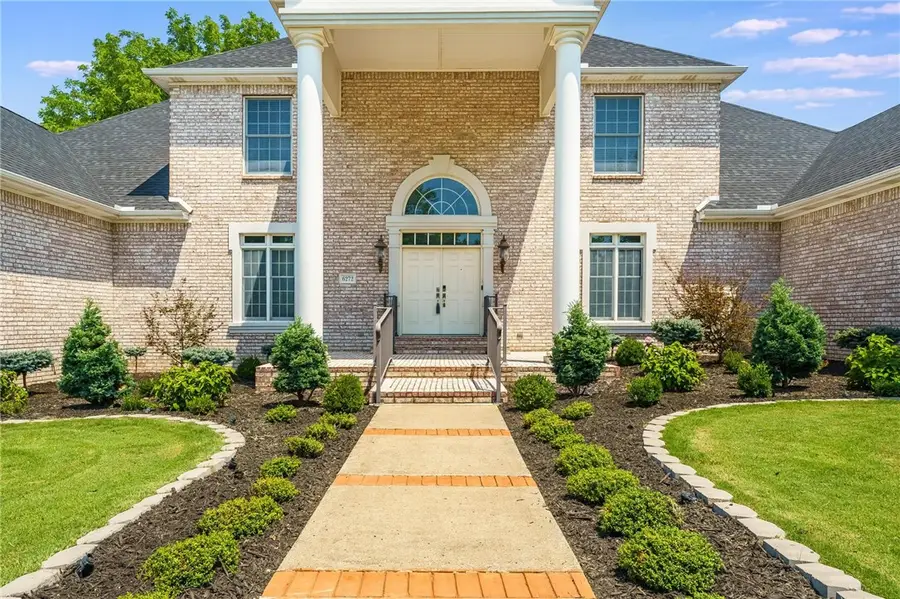 6272 Wells Circle, Springdale, AR 72762 - #3