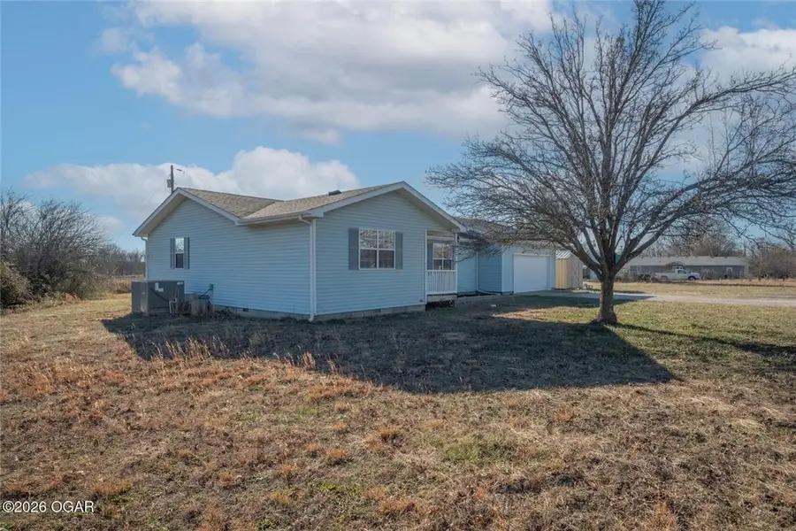 2038 W Trolley Car Lane, Marion, MO 64836 - #2