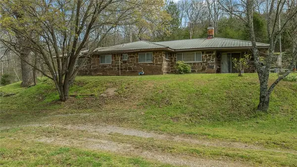 17180 Winn Creek Road, Winslow, AR 72959