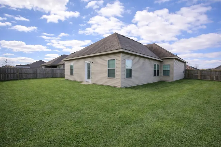 503 W Stoney Point Road, Rogers, AR 72758 - #2