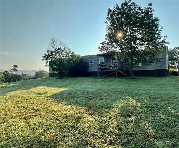 13556 E Highway 28, Parks, AR 72950