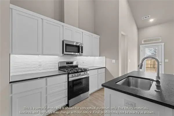 1921 Lapis Avenue, Centerton, AR 72719