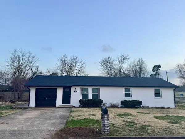 1208 W Lazy L Street, Rogers, AR 72758
