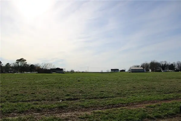 2255 Northern Trace Way, Springdale, AR 72762