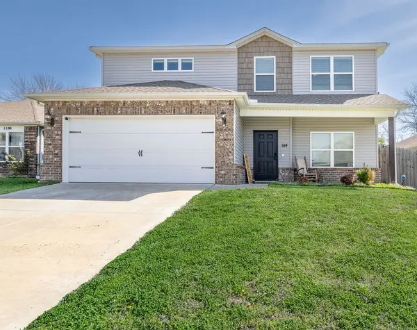 1114 S Kingfisher Lane, Fayetteville, AR 72701