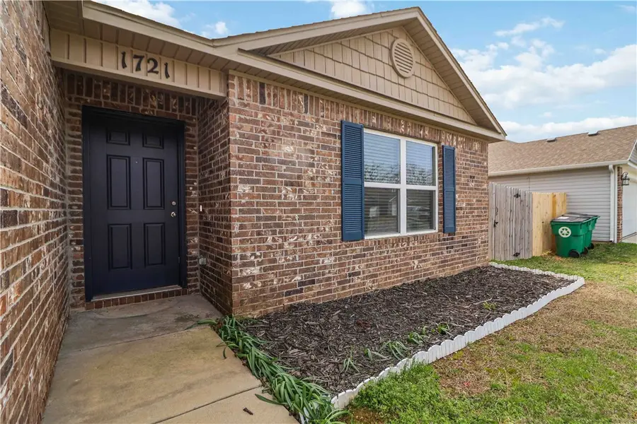 1721 Hermitage Drive, Centerton, AR 72719 - #3
