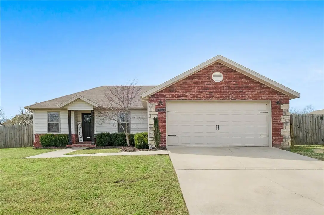 1620 Secretariat Lane, Prairie Grove, AR 72753 - #1