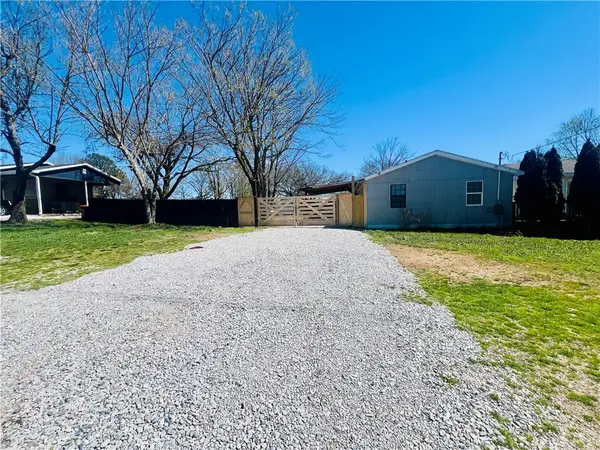 3801 Southland Drive, Springdale, AR 72764