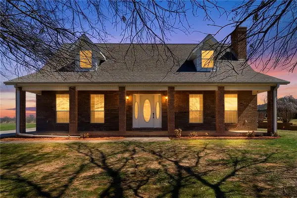 2164 S Hunt Lane, Fayetteville, AR 72701