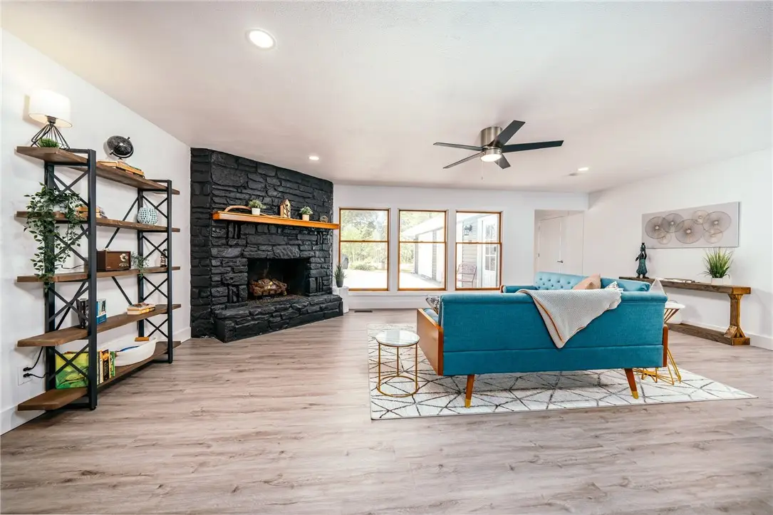 18 Melbourn Drive, Bella Vista, AR 72714 - #1