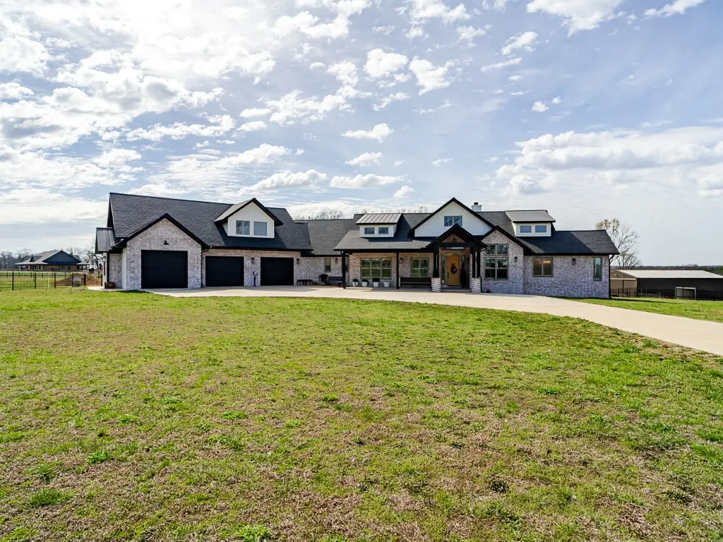 13989 Shady Acres Road, Bentonville, AR 72713 - #1