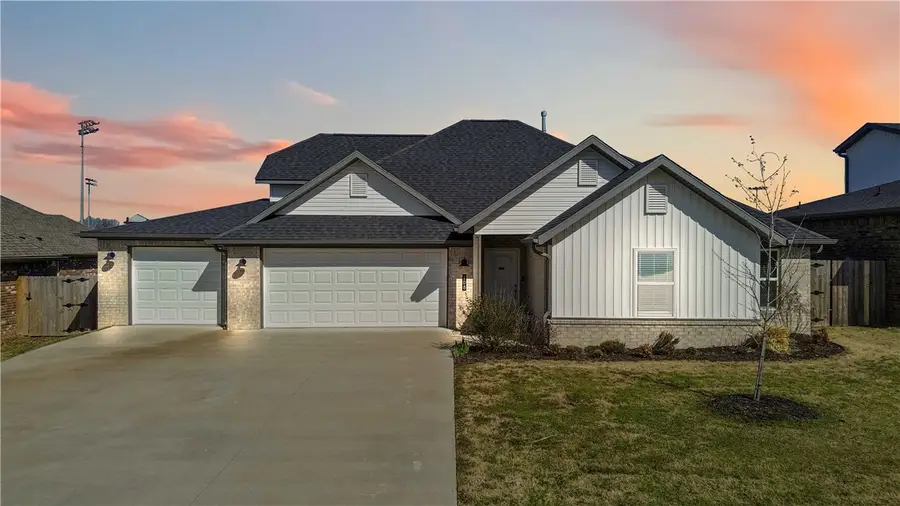 108 Phyllis Farm Road, Prairie Grove, AR 72753 - #2