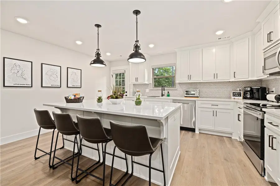 11 Saint Austell Circle, Bella Vista, AR 72714 - #3