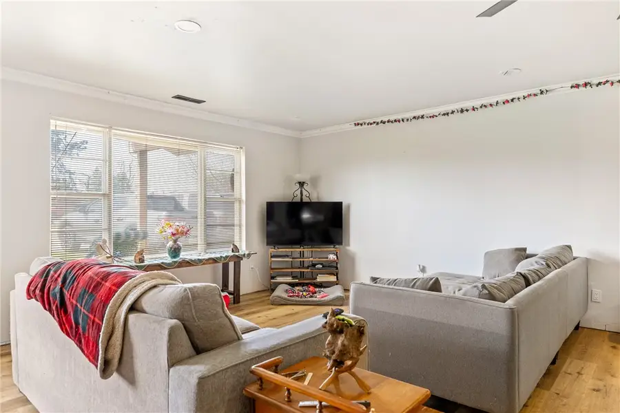 905 S Park Place, Rogers, AR 72758 - #3