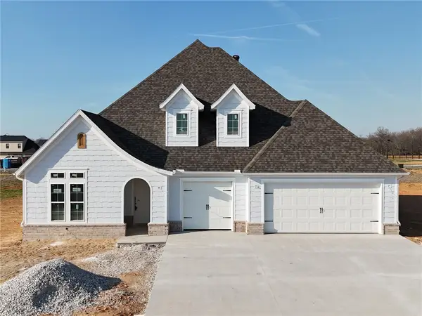 6590 County Avenue, Springdale, AR 72762