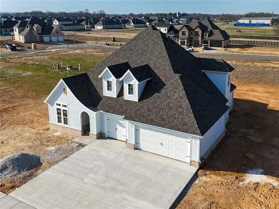 6590 County Avenue, Springdale, AR 72762 - #2