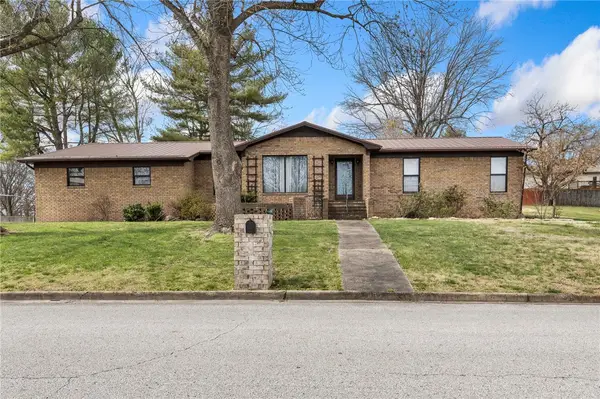 402 Tamarind Street, Harrison, AR 72601