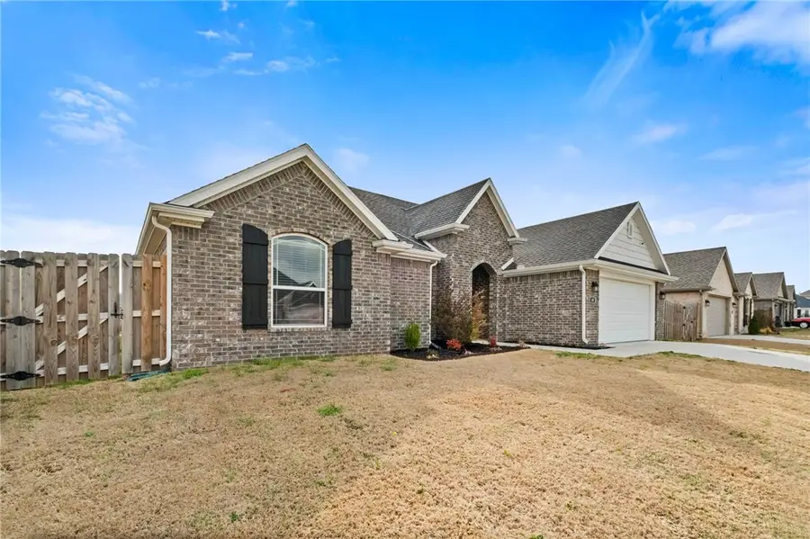 60 N Manhattan Way, Fayetteville, AR 72704 - #2