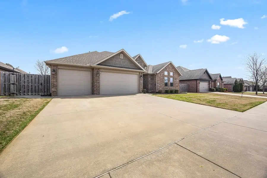 6303 S 58th Street, Rogers, AR 72758 - #3
