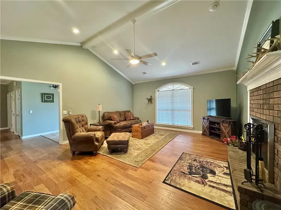 5 Tiffany Lane, Clarksville, AR 72830 - #2