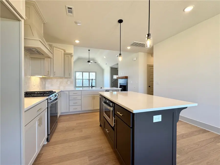 2900 SW Little Elm Loop, Bentonville, AR 72713 - #3