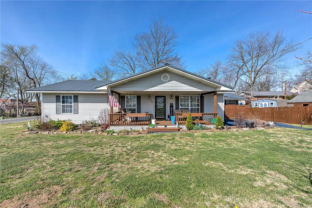 304 Akron Street, Gravette, AR 72736 - #1