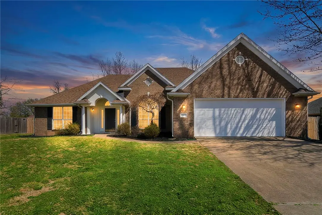 4465 Warwick Cove, Springdale, AR 72762 - #1